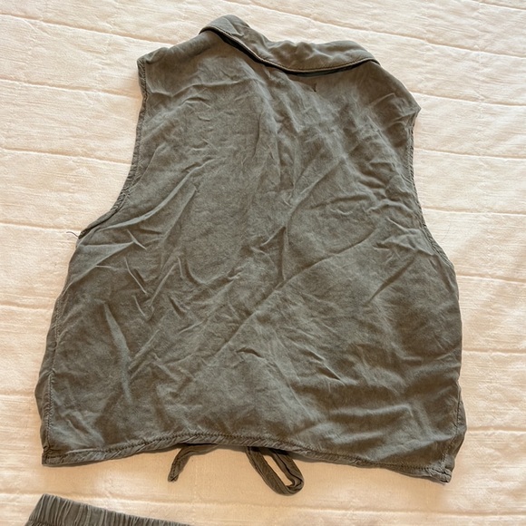 Forever 21 | Two Piece Set - Picture 6 of 7